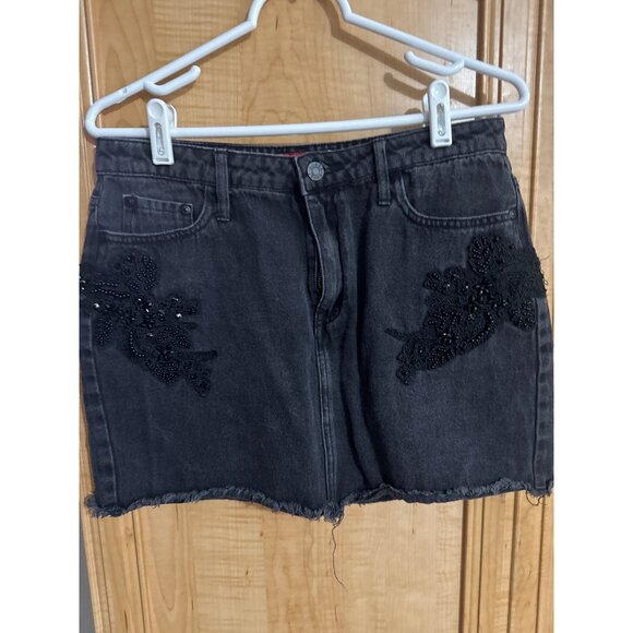 Guess Womens Black Denim Embroidered Skirt With Frayed Hem Size M - Picture 2 of 6